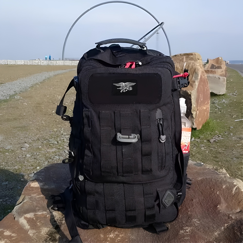 شارة تكتيكية بتصميم نسر البحري - مراجعة Urban Backpack Tactical وسعره